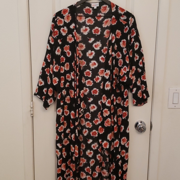 LuLaRoe Sweaters - Lularoe L Shirley Black Background Cottony Feel